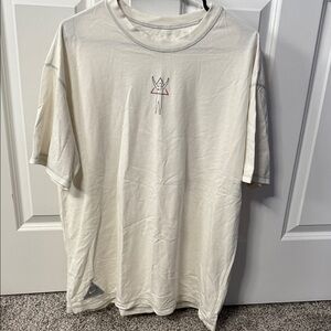 Men's Nike White Graphic T-Shirt